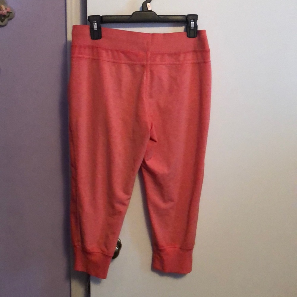 Green Tea Capris - Picture 3 of 3